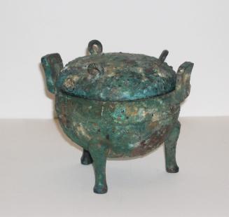 Ding-Shaped Vessel