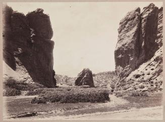 Gateway, Garden of the Gods and Pike's Peak, Colorodo