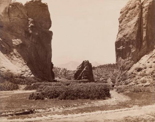 Gateway, Garden of the Gods and Pike's Peak, Colorodo