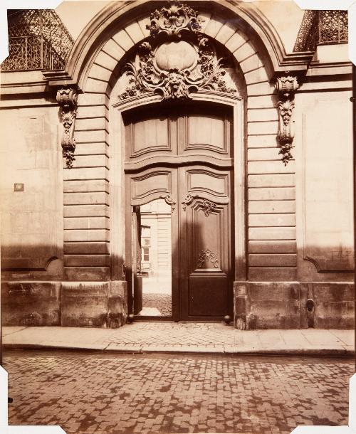 Hôtel de la Comtesse de Verrue, Rue du Regard