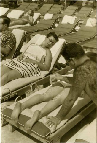 An Hour of Relaxation at the Pool, Miami, USA